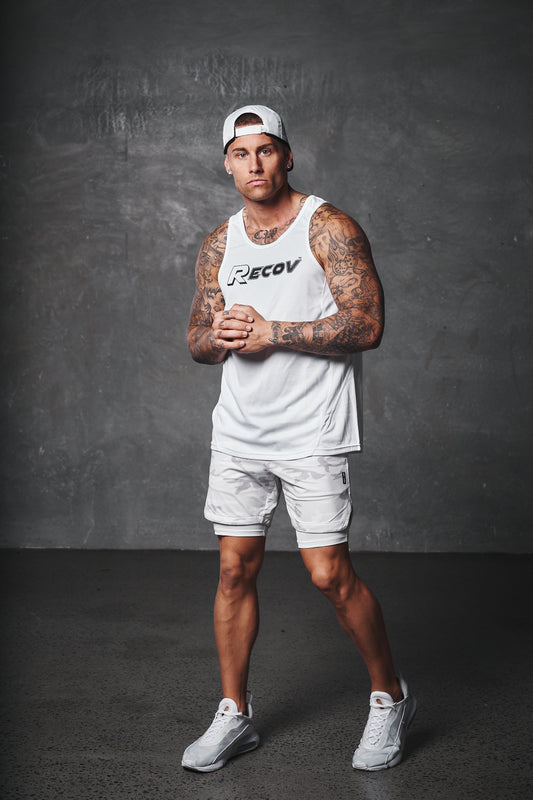 Recov Active Singlet in white, front view