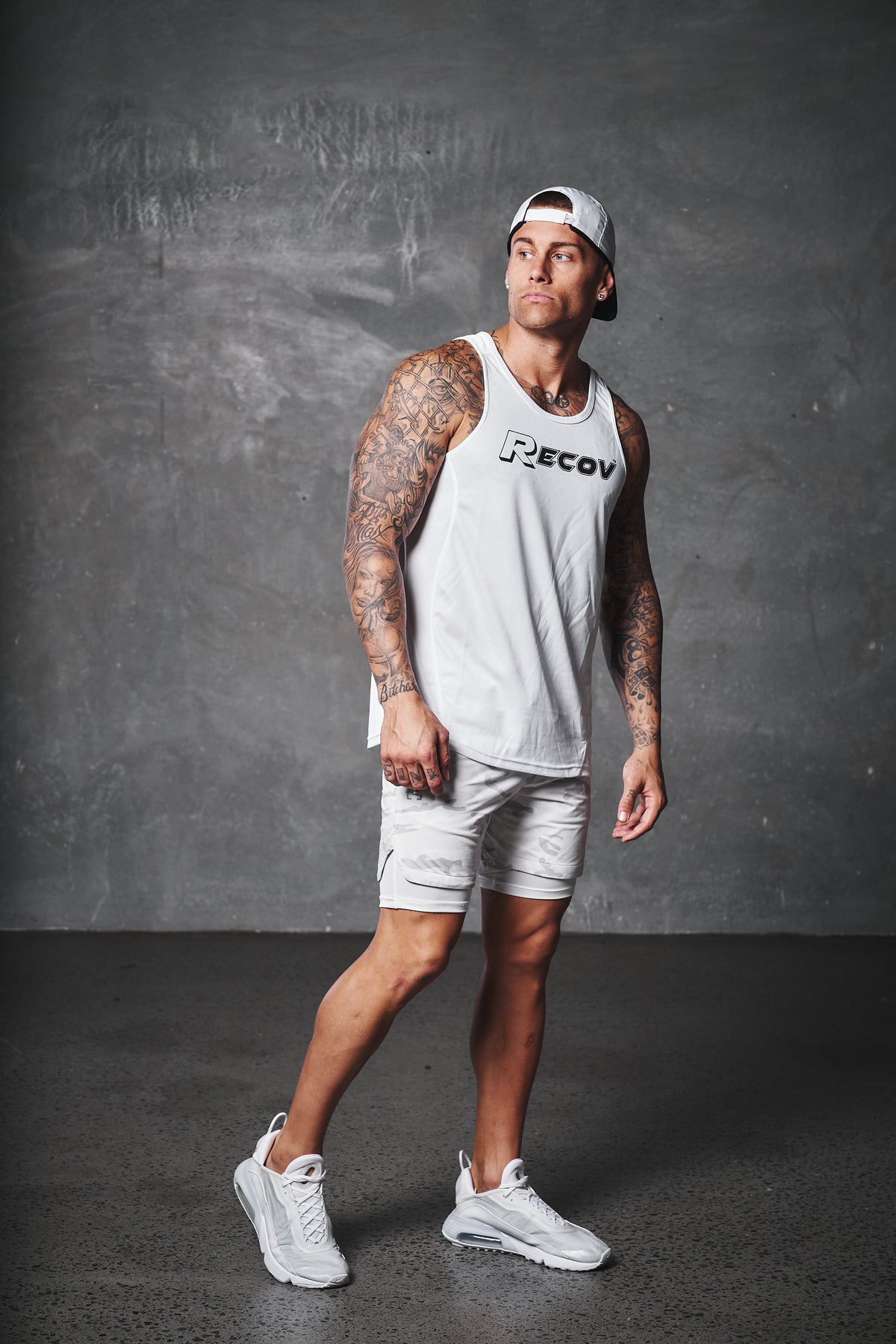 Recov Active Singlet in white, side view